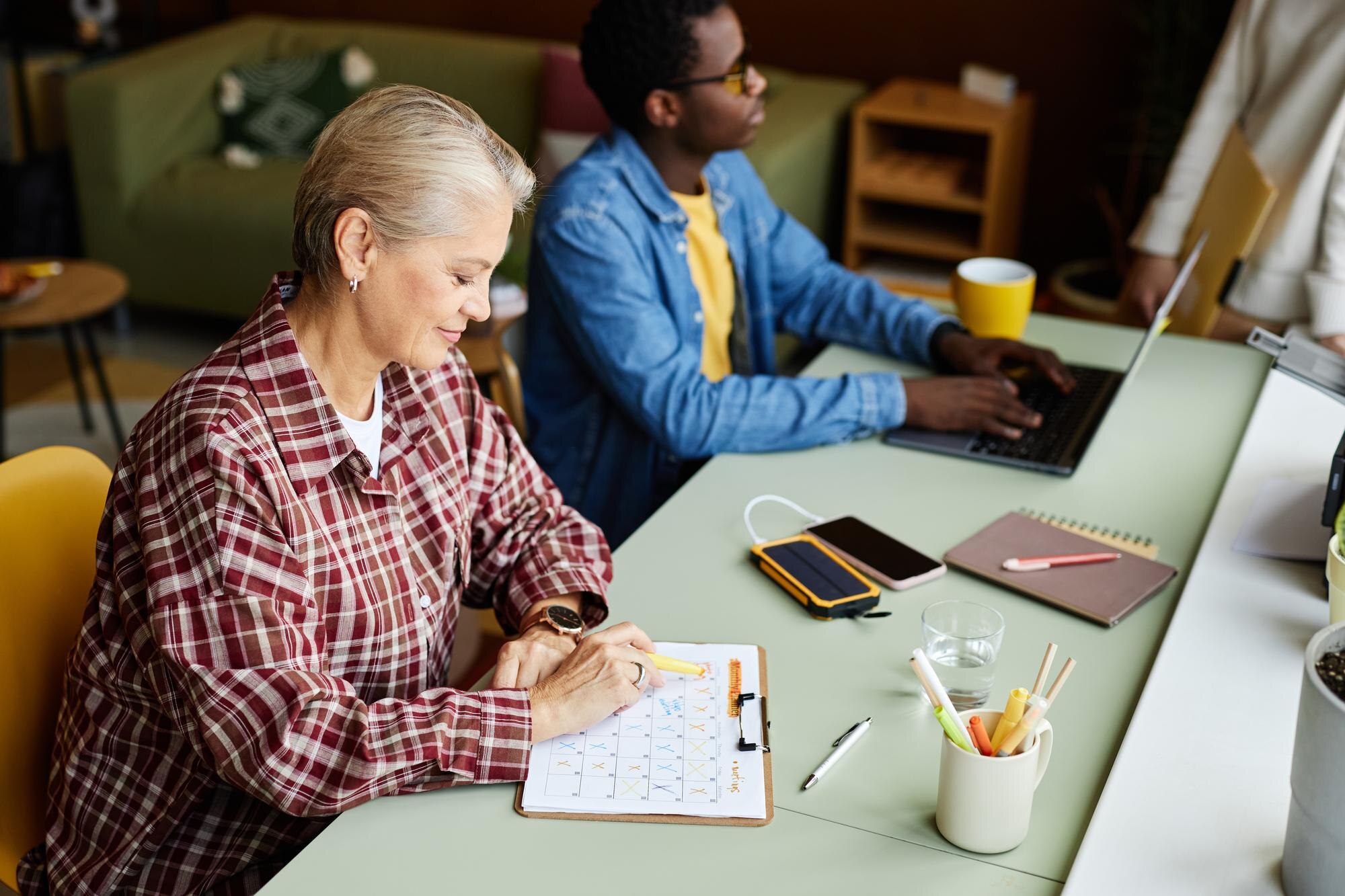 Why Mid‑Year Is the Right Time to Review Your Retirement Plan (Don’t Wait Until December)
